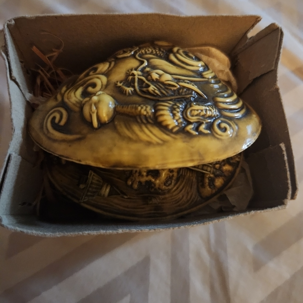 40’s Japanese Fuji Clamshell Diorama/Miniature Diorama/Asian Farmhouse Scene/Mov - Picture 4 of 6